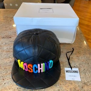 Moschino Runway COUTURE HAT 🧢😍😍😍😍😍😍😍😍